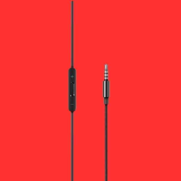 an image of a pair of headphones on a white background